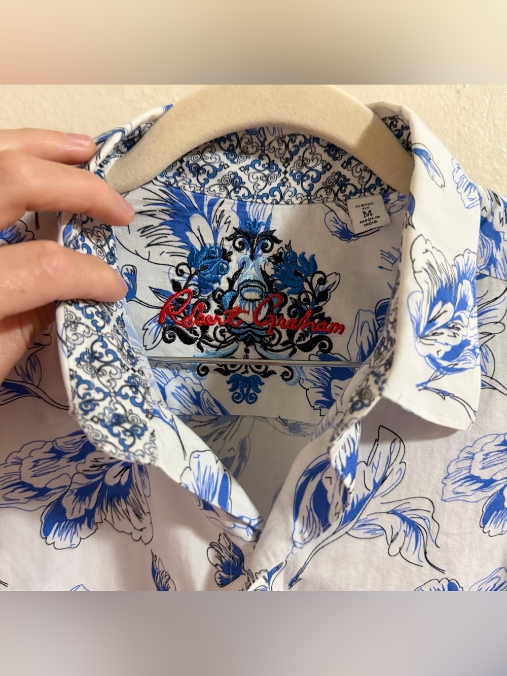 Robert Graham Spencerville Floral Shirt M White‎ Blue Flower Cotton Short Sleeve - Picture 6 of 10